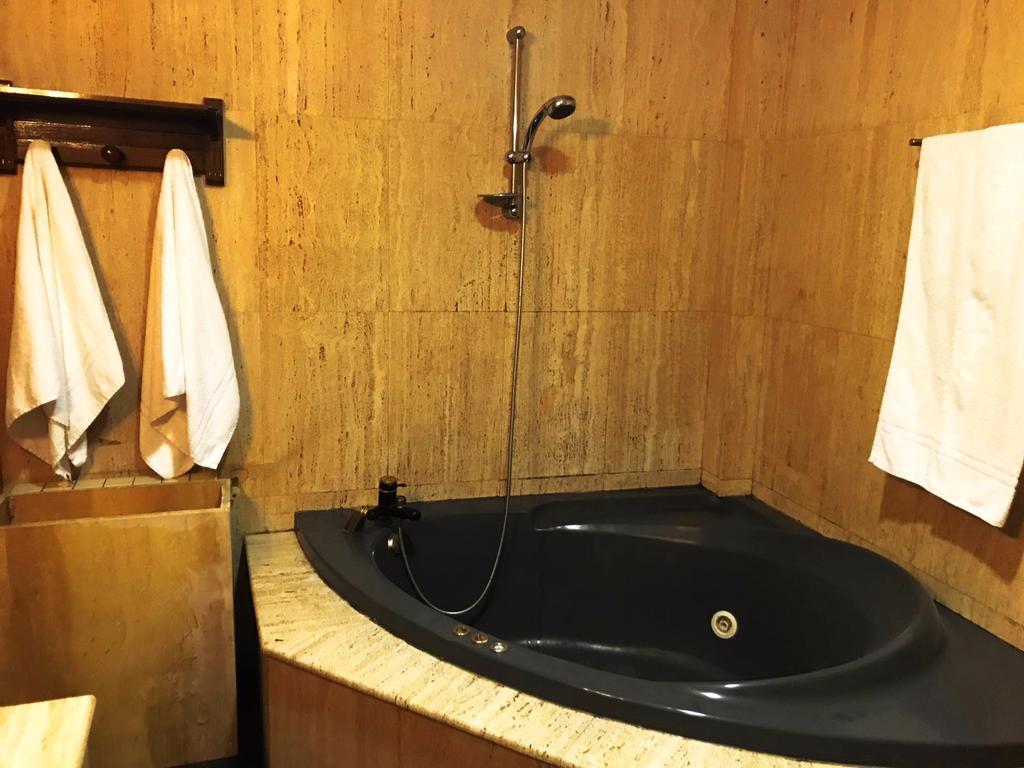 Bookingham ★Apartaments & Suites Madryt Zewnętrze zdjęcie